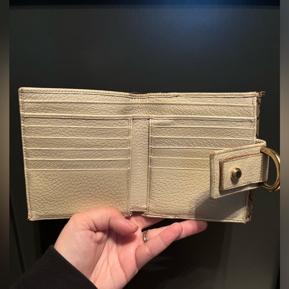 Vintage Gucci Beige D-Ring Canvas Wallet - Picture 2 of 10